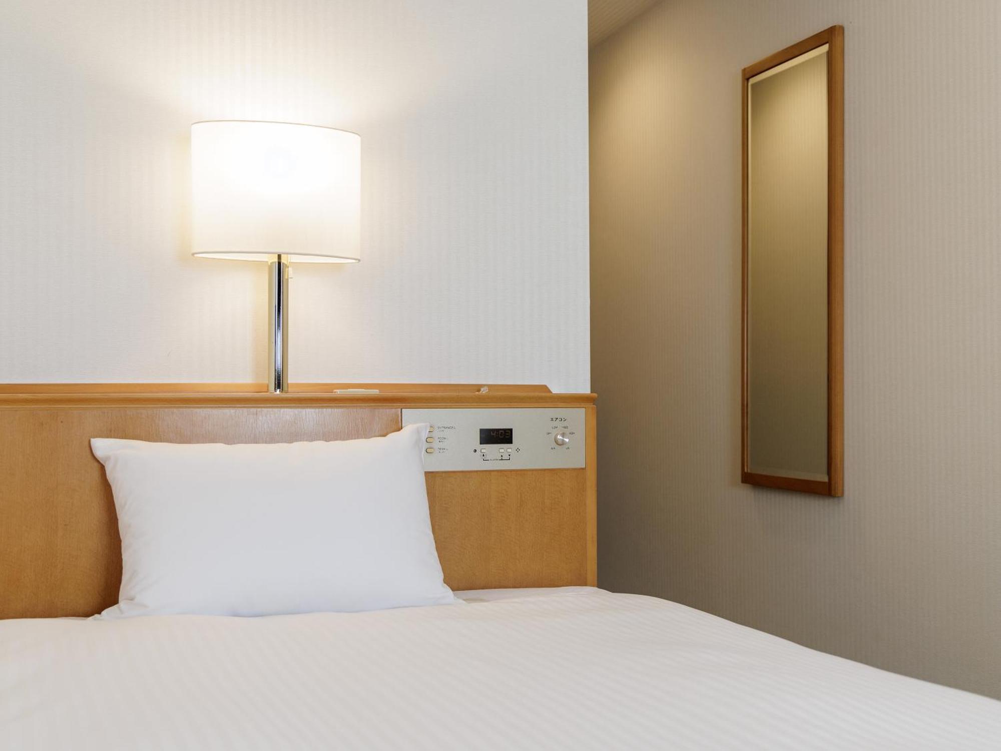 Nishitetsu Inn Kurosaki Китакюсю Экстерьер фото