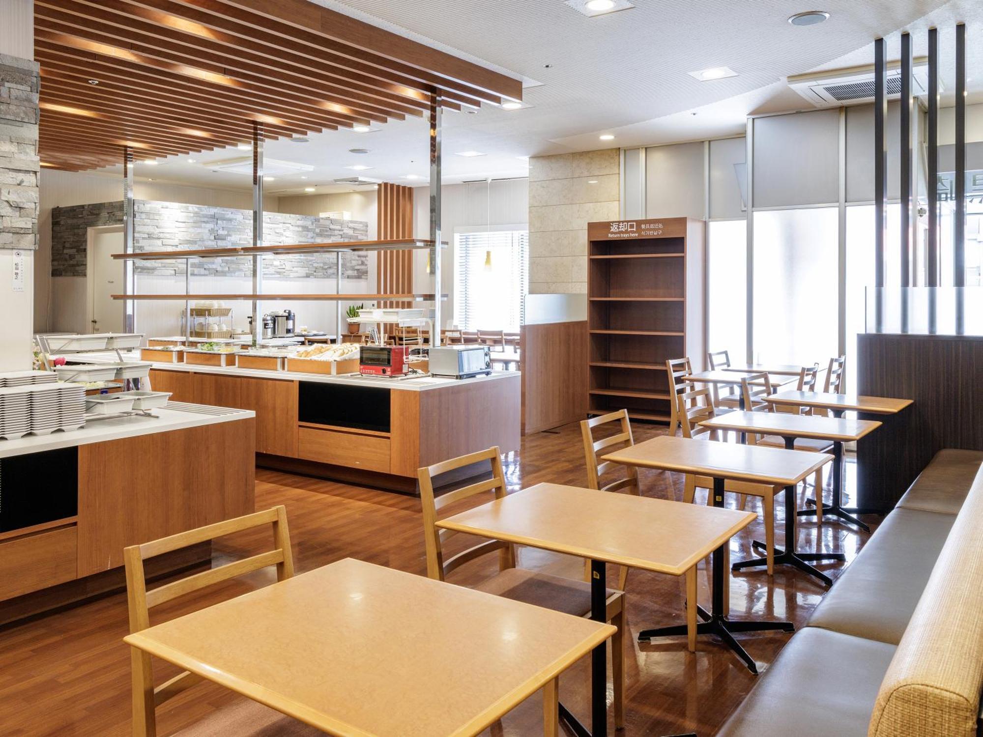 Nishitetsu Inn Kurosaki Китакюсю Экстерьер фото